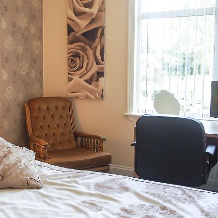 Leaded Light Guest House Solihull Eksteriør bilde