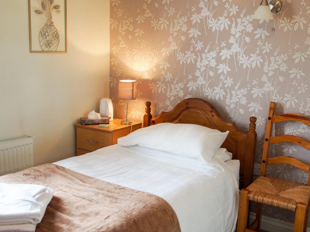 Leaded Light Guest House Solihull Eksteriør bilde