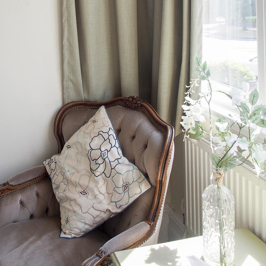 Leaded Light Guest House Solihull Eksteriør bilde